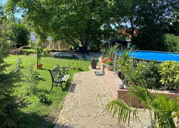 Yoga Garden Eletmod Es Vendeghaz 아파트 *